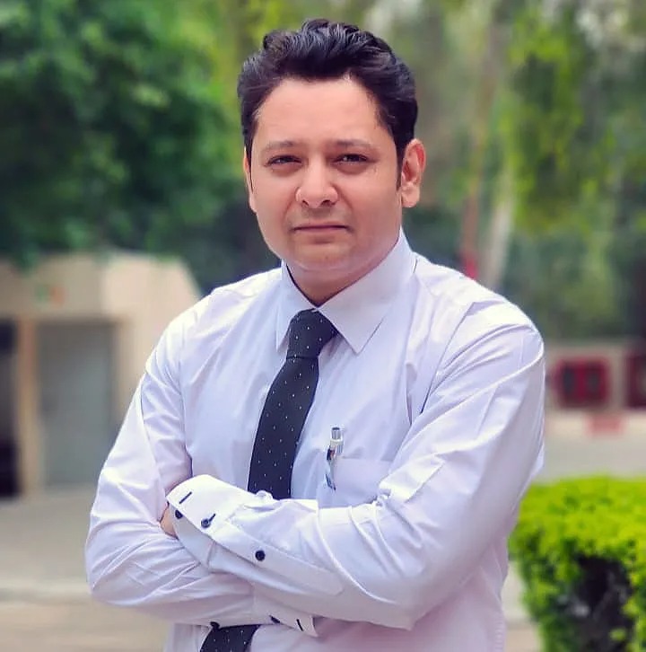 Dr. Anuj Kumar